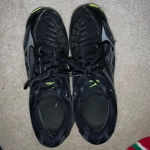 Mizuno Volleyball shoes